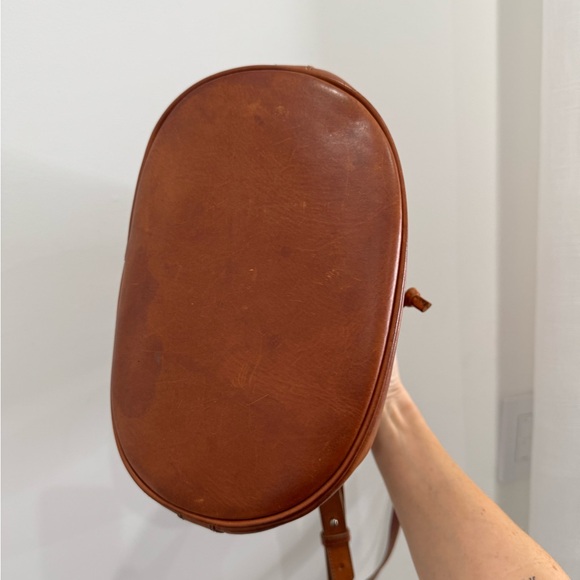 SEZANE FARROW Bucket Leather bag - Picture 8 of 11